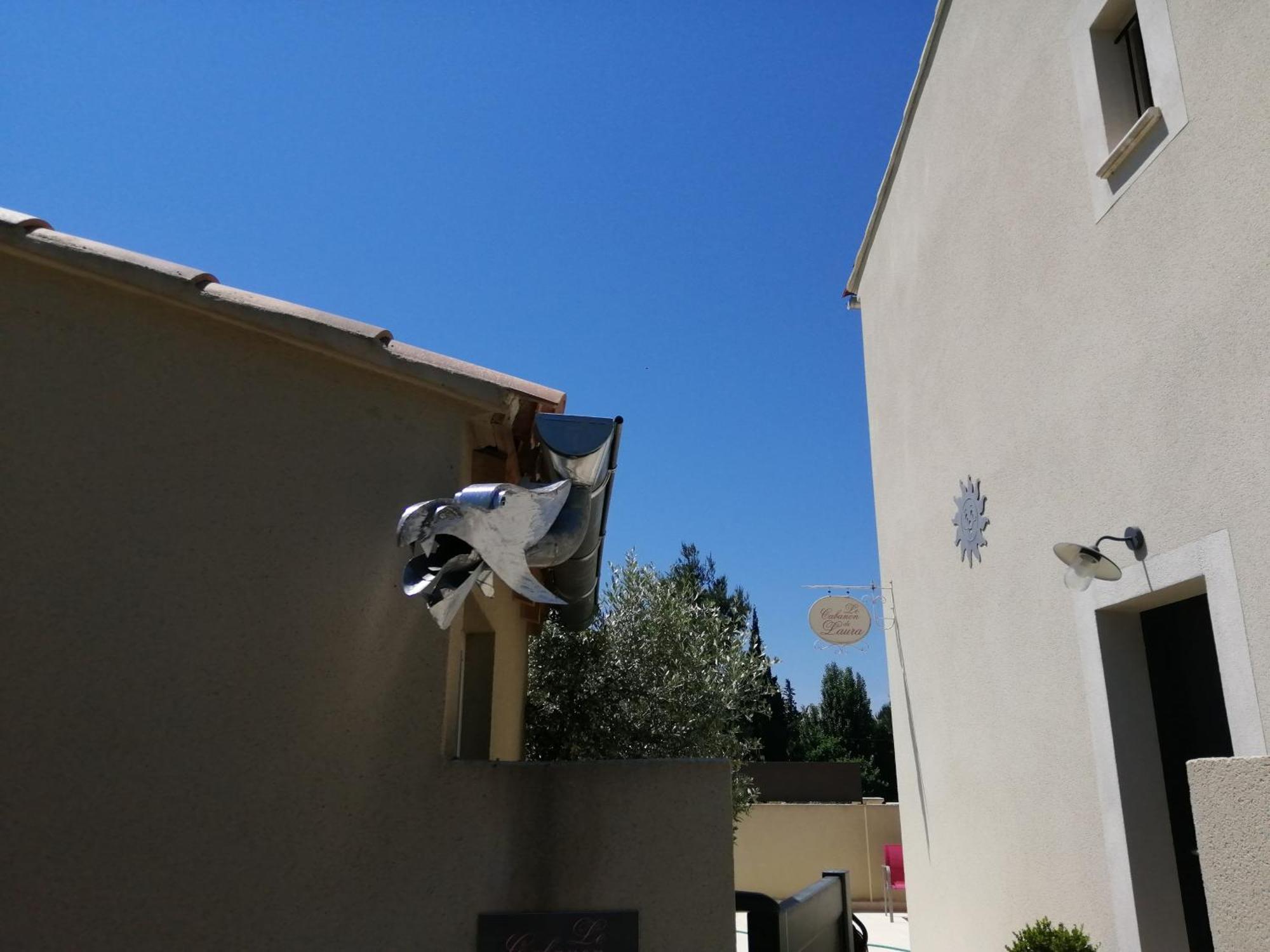 Le Cabanon De Laura Villa L'Isle-sur-la-Sorgue Luaran gambar